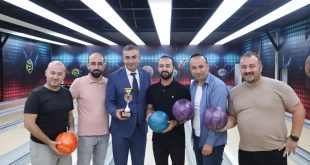 Gazeteciler bowling turnuvasında yarıştı