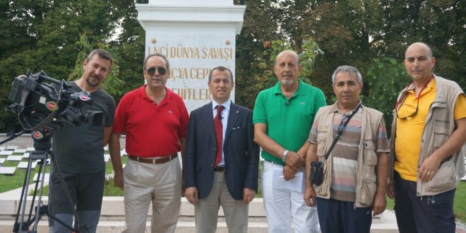 BEŞ DOST, BEŞ FAHRİ KONSOLOS